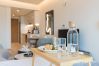 Studio in Dubai - Canal View Comfort: Central Studio in Ahad Residences