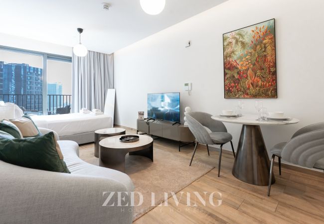 Studio in Dubai - Canal View Chic Studio in Business Bay