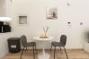 Studio in Dubai - Ahad 909 - Rebecca Gilbertson